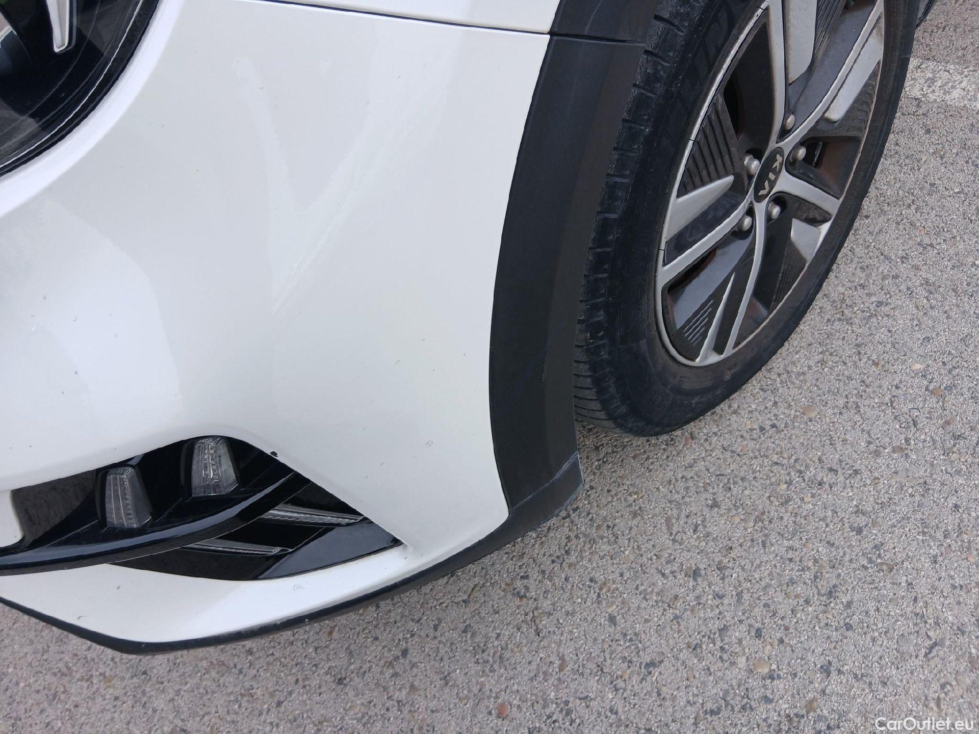  KIA  Niro KIA  / 2019 / 5P / crossover 1.6 GDi HEV 104kW (141CV) Drive #11