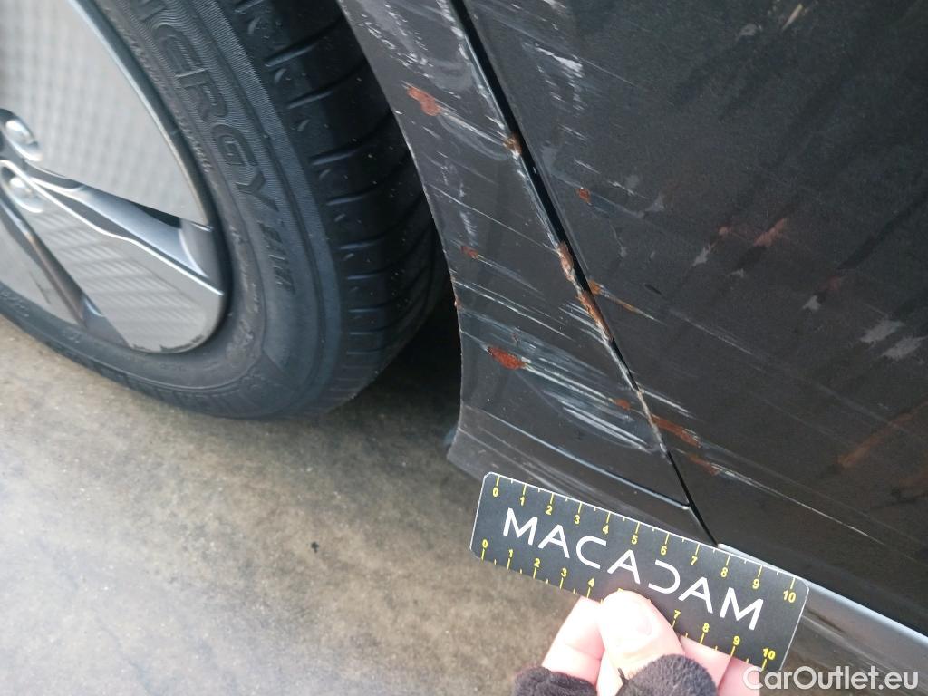  Hyundai   Ioniq HYUNDAI / 2019 / 5P / berlina con portón 1.6 GDI HEV Klass DCT #10