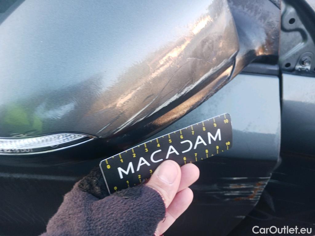  Hyundai   Ioniq HYUNDAI / 2019 / 5P / berlina con portón 1.6 GDI HEV Klass DCT #27