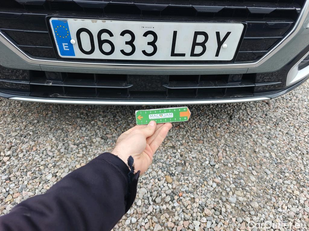  Audi  Q2 AUDI  / 2016 / 5P / todoterreno Design 30 TFSI 85kW (116CV) #25