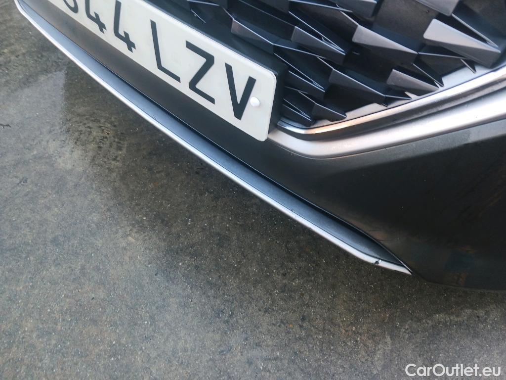  Hyundai   Ioniq HYUNDAI / 2019 / 5P / berlina con portón 1.6 GDI HEV Klass DCT #43