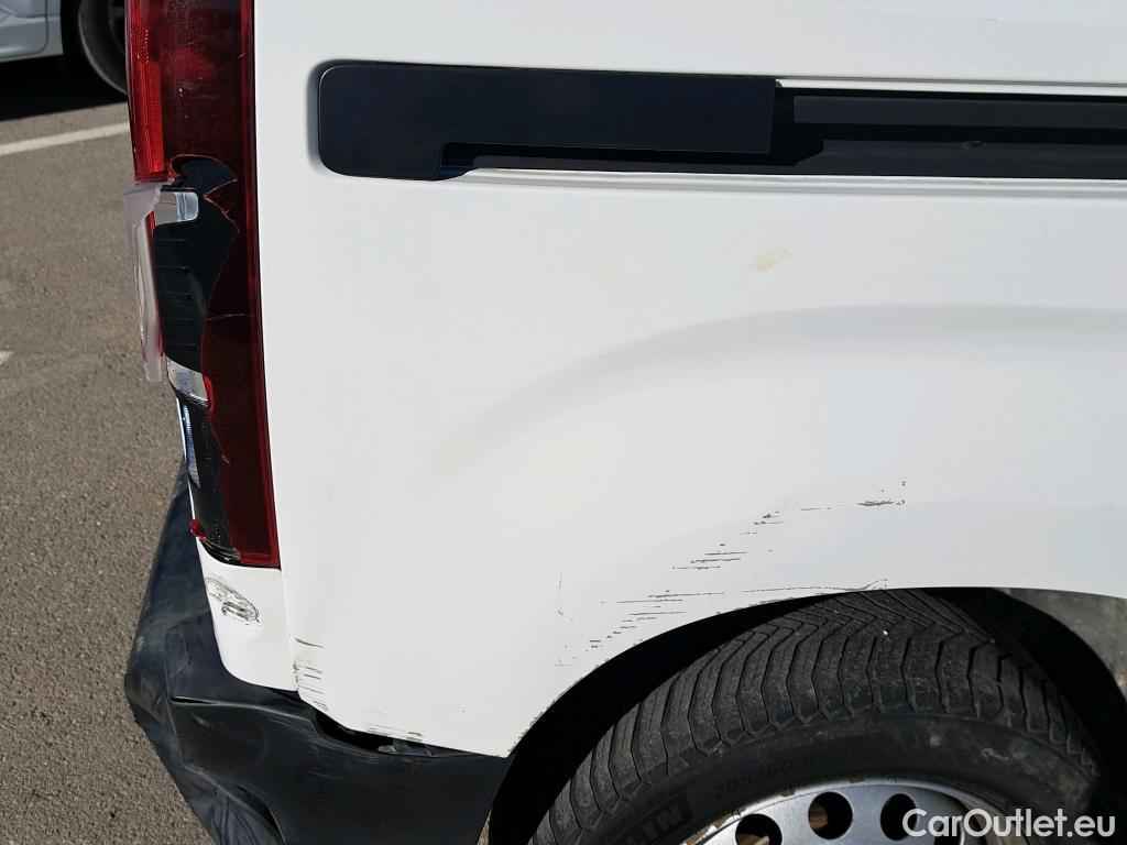  Opel  Combo OPEL  / 2018 / 3P / furgón derivado de turismo 1.5 TD S/S 75kW(100CV) Express L H1 1000 #13