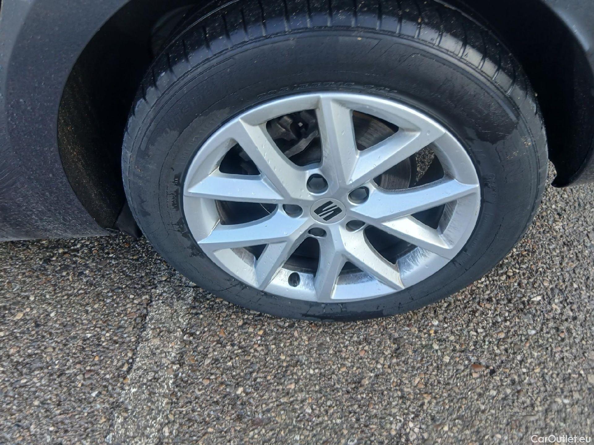  Land Rover  Discovery SEAT Nuevo León / 2020 / 5P / berlina con portón 2.0 TDI 85kW S&S Style Go (AC4) #20