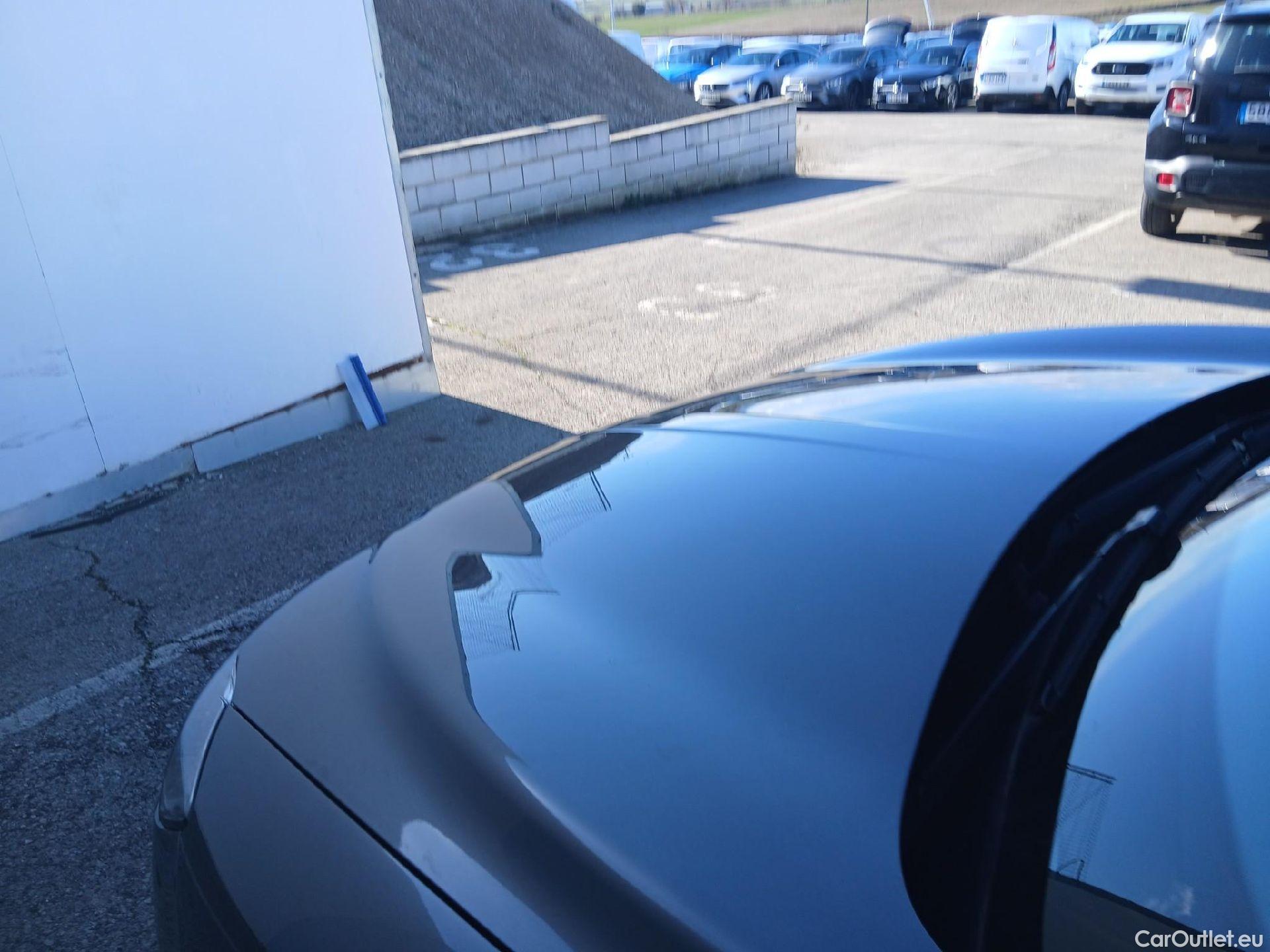  Citroen  DS3 DS DS 3 Crossback / 2018 / 5P / todoterreno PureTech 73 kW Manual SO CHIC #3