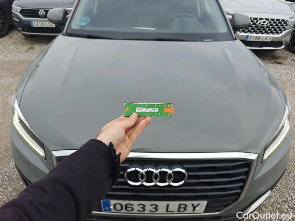  Audi  Q2 AUDI  / 2016 / 5P / todoterreno Design 30 TFSI 85kW (116CV) #27