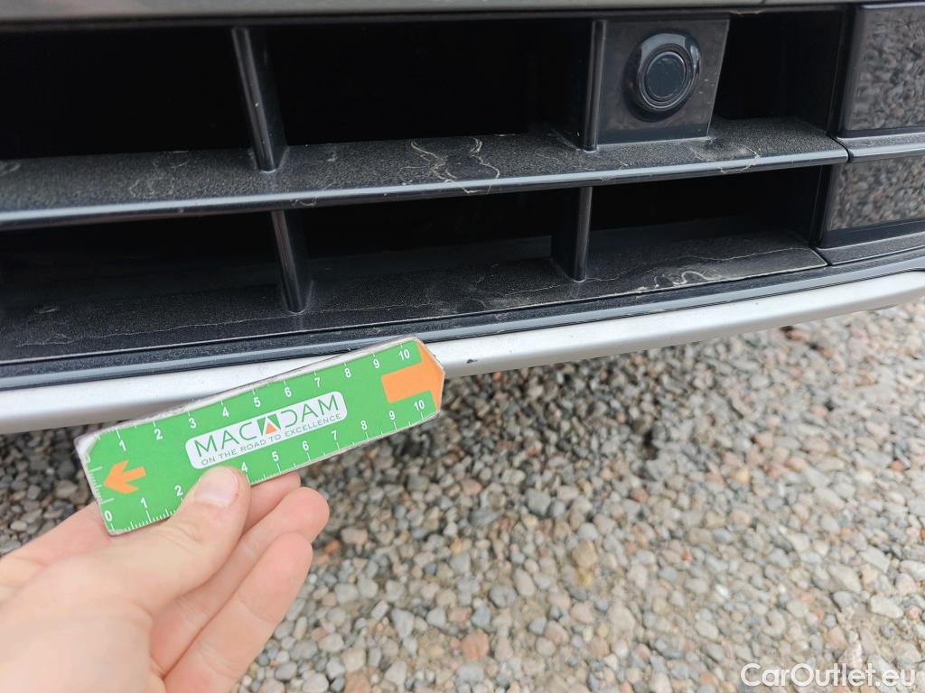  Audi  Q2 AUDI  / 2016 / 5P / todoterreno Design 30 TFSI 85kW (116CV) #26