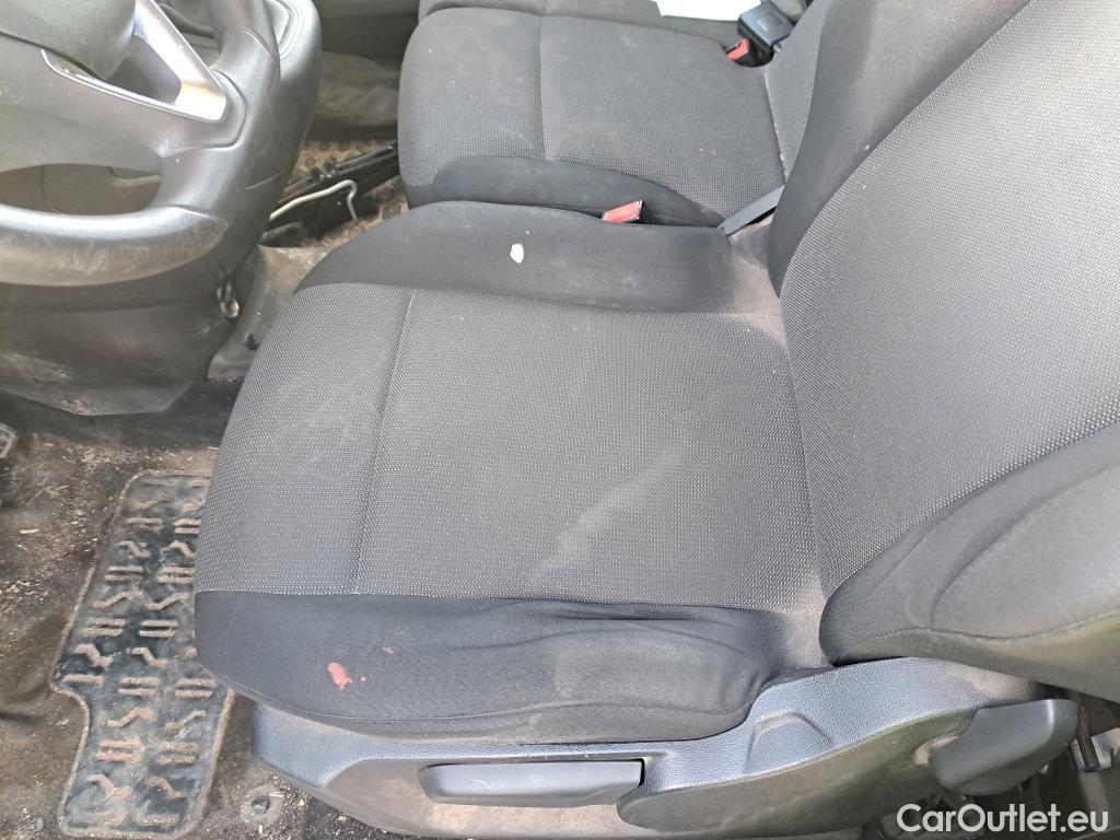  Opel  Combo OPEL  / 2018 / 3P / furgón derivado de turismo 1.5 TD S/S 75kW(100CV) Express L H1 1000 #41