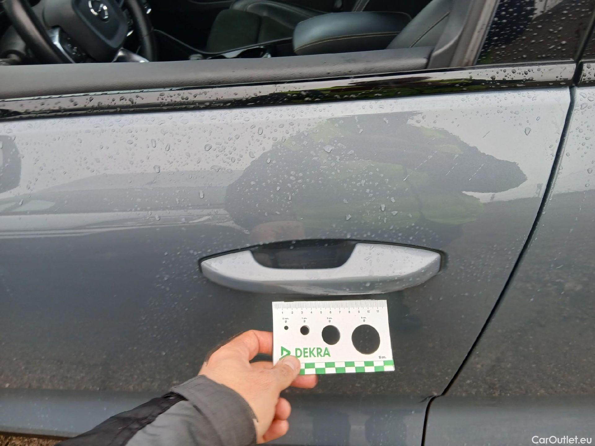  Volvo  XC 40 VOLVO XC40 / 2017 / 5P / todoterreno 1.5 T5 Twin Recharge R-Design Auto #10