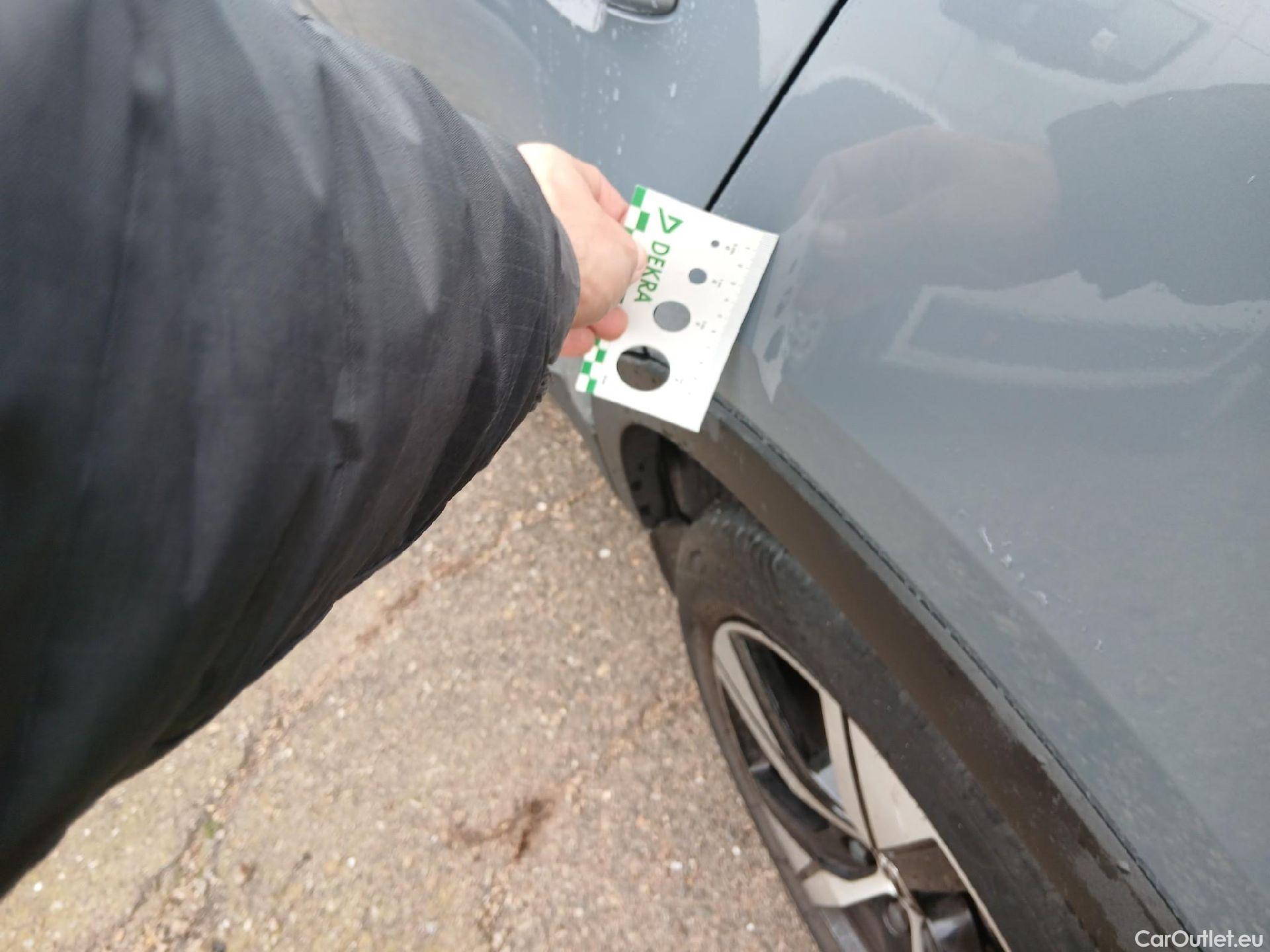  Volvo  XC 40 VOLVO XC40 / 2017 / 5P / todoterreno 1.5 T5 Twin Recharge R-Design Auto #13