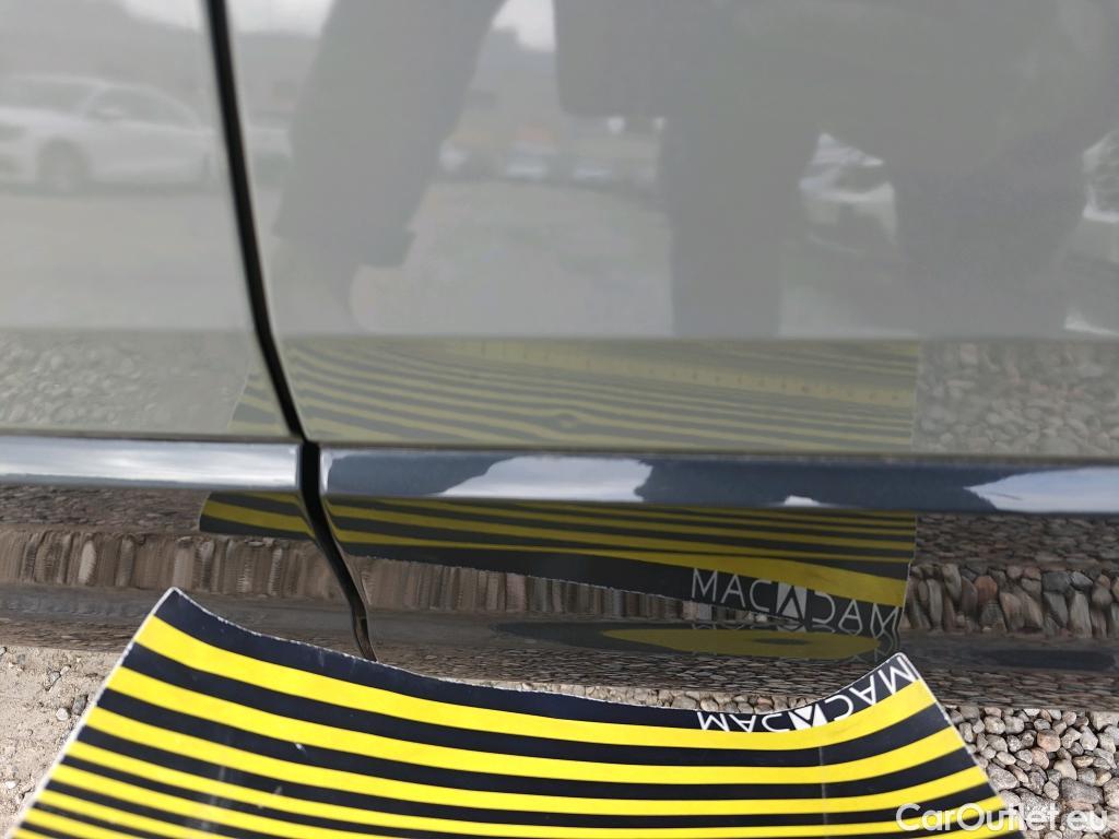  Audi  Q2 AUDI  / 2016 / 5P / todoterreno Design 30 TFSI 85kW (116CV) #24