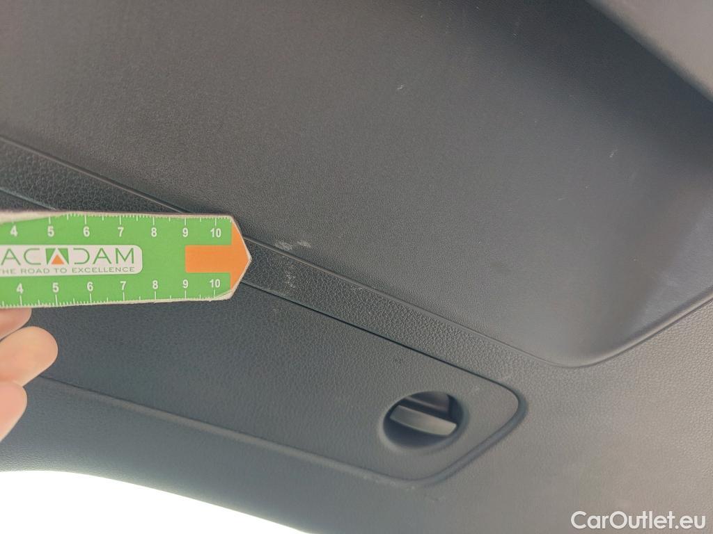  Audi  Q2 AUDI  / 2016 / 5P / todoterreno Design 30 TFSI 85kW (116CV) #7