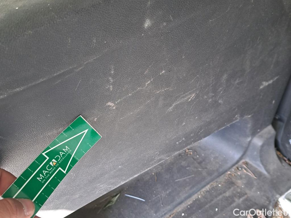  Opel  Combo OPEL  / 2018 / 3P / furgón derivado de turismo 1.5 TD S/S 75kW(100CV) Express L H1 1000 #52