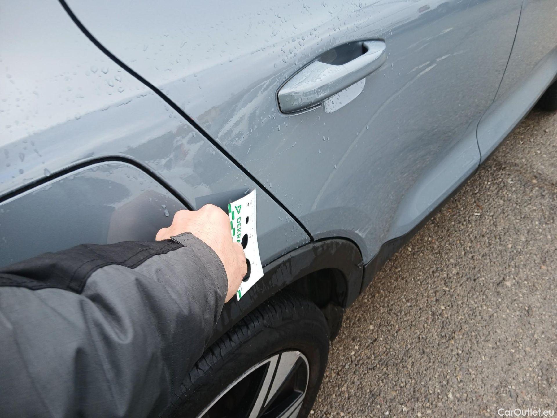  Volvo  XC 40 VOLVO XC40 / 2017 / 5P / todoterreno 1.5 T5 Twin Recharge R-Design Auto #21