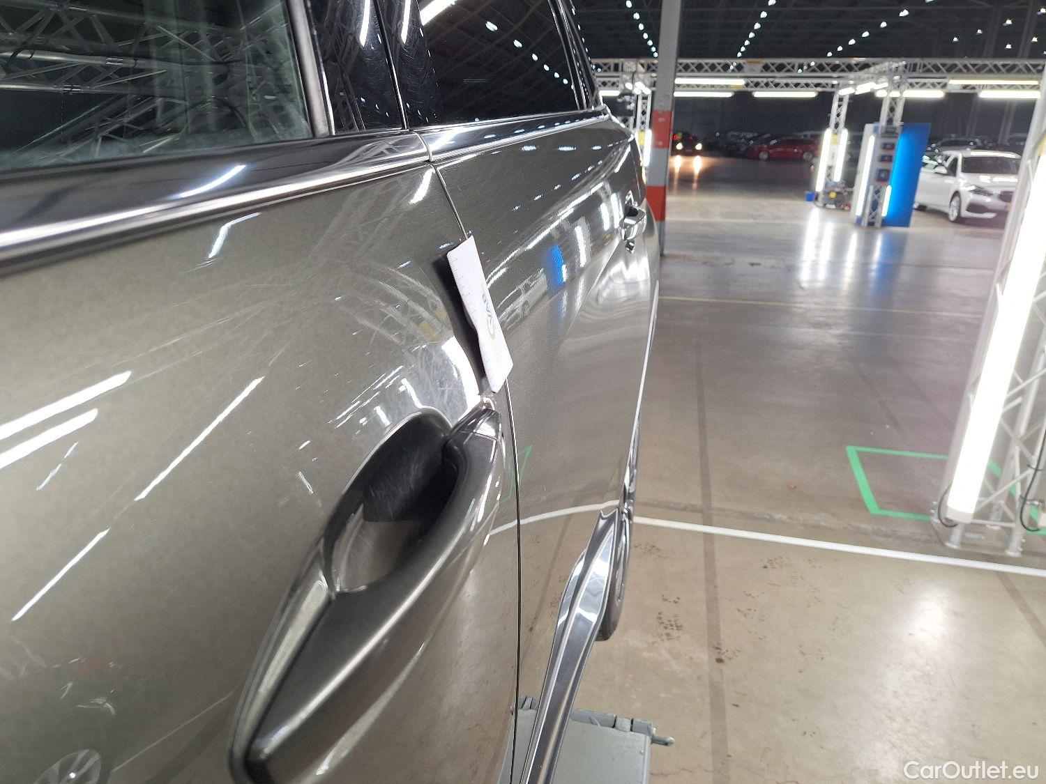  Peugeot  5008 Peugeot,  '16, Peugeot  1.5 BlueHDi 96kW S&S EAT8 GT Line 5d 7pl #31