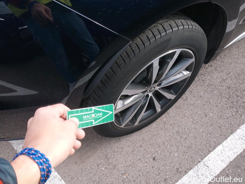  Jaguar  F-PACE JAGUAR  / 2020 / 5P / todoterreno 2.0D I4 204PS AWD Auto MHEV R-Dynamic S #2