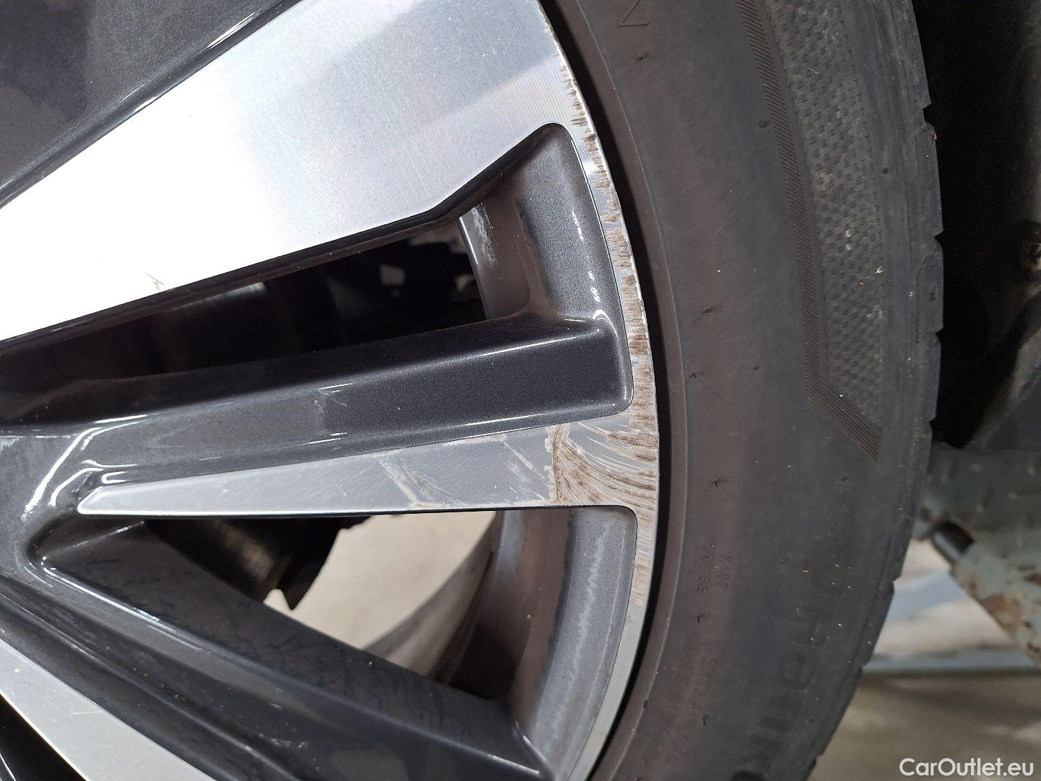  Peugeot  5008 Peugeot,  '16, Peugeot  1.5 BlueHDi 96kW S&S EAT8 GT Line 5d 7pl #13