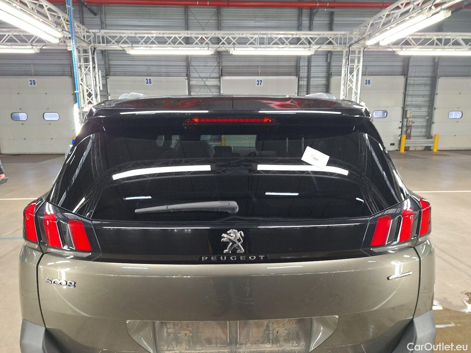  Peugeot  5008 Peugeot,  '16, Peugeot  1.5 BlueHDi 96kW S&S EAT8 GT Line 5d 7pl #39