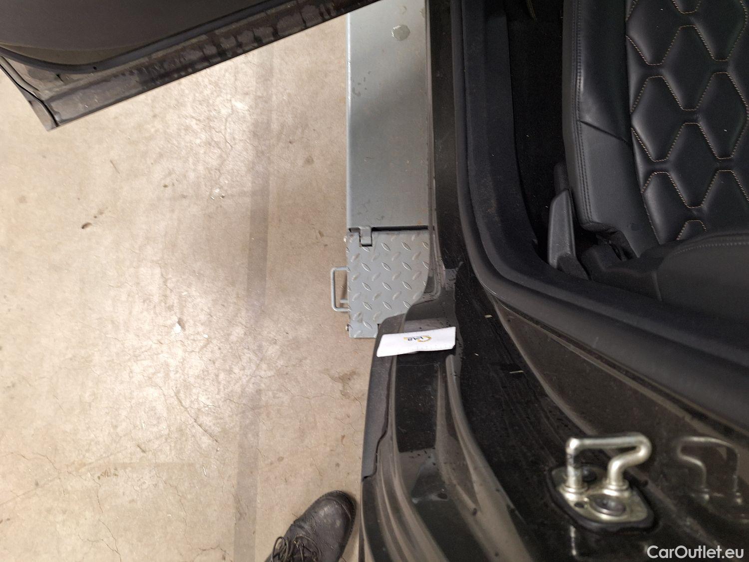  Peugeot  5008 Peugeot,  '16, Peugeot  1.5 BlueHDi 96kW S&S EAT8 GT Line 5d 7pl #41