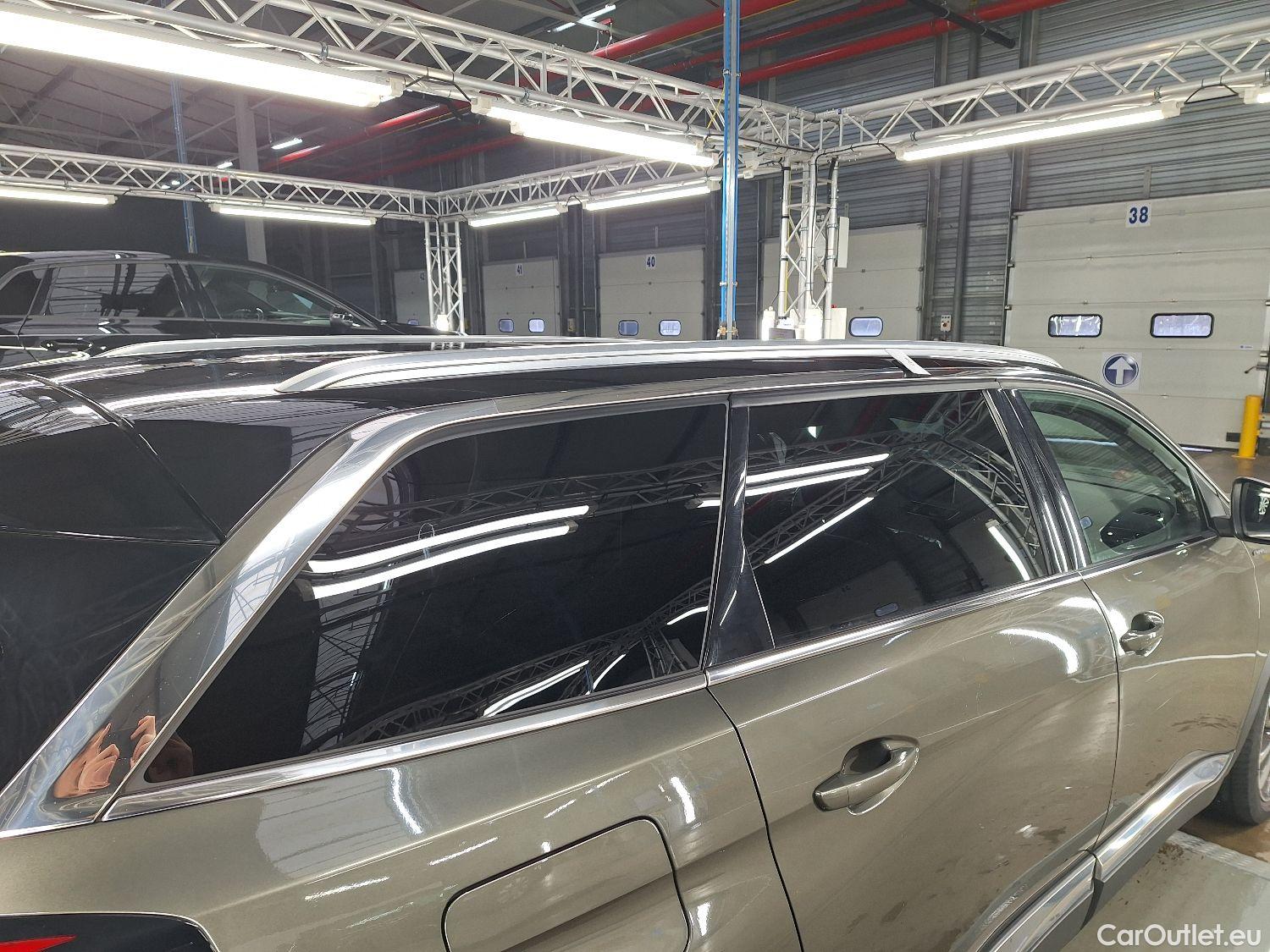  Peugeot  5008 Peugeot,  '16, Peugeot  1.5 BlueHDi 96kW S&S EAT8 GT Line 5d 7pl #37