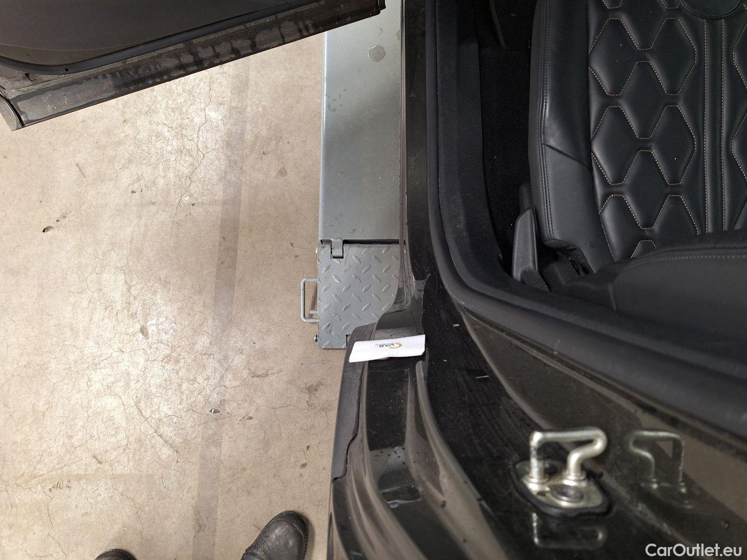  Peugeot  5008 Peugeot,  '16, Peugeot  1.5 BlueHDi 96kW S&S EAT8 GT Line 5d 7pl #43