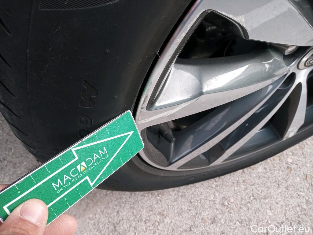  Jaguar  F-PACE JAGUAR  / 2020 / 5P / todoterreno 2.0D I4 204PS AWD Auto MHEV R-Dynamic S #1