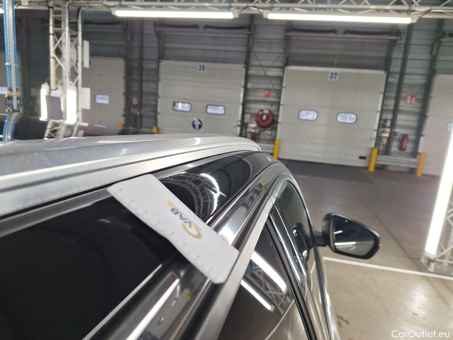  Peugeot  5008 Peugeot,  '16, Peugeot  1.5 BlueHDi 96kW S&S EAT8 GT Line 5d 7pl #36