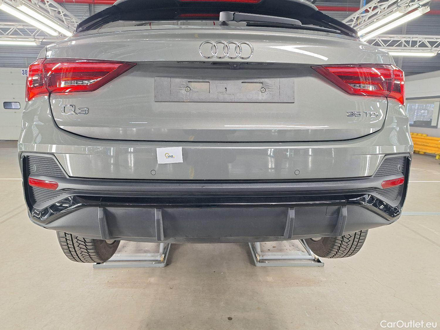  Audi  Q3 Audi,  SB '19, Audi  Sportback 35 TDI S tronic S Line Business  #14