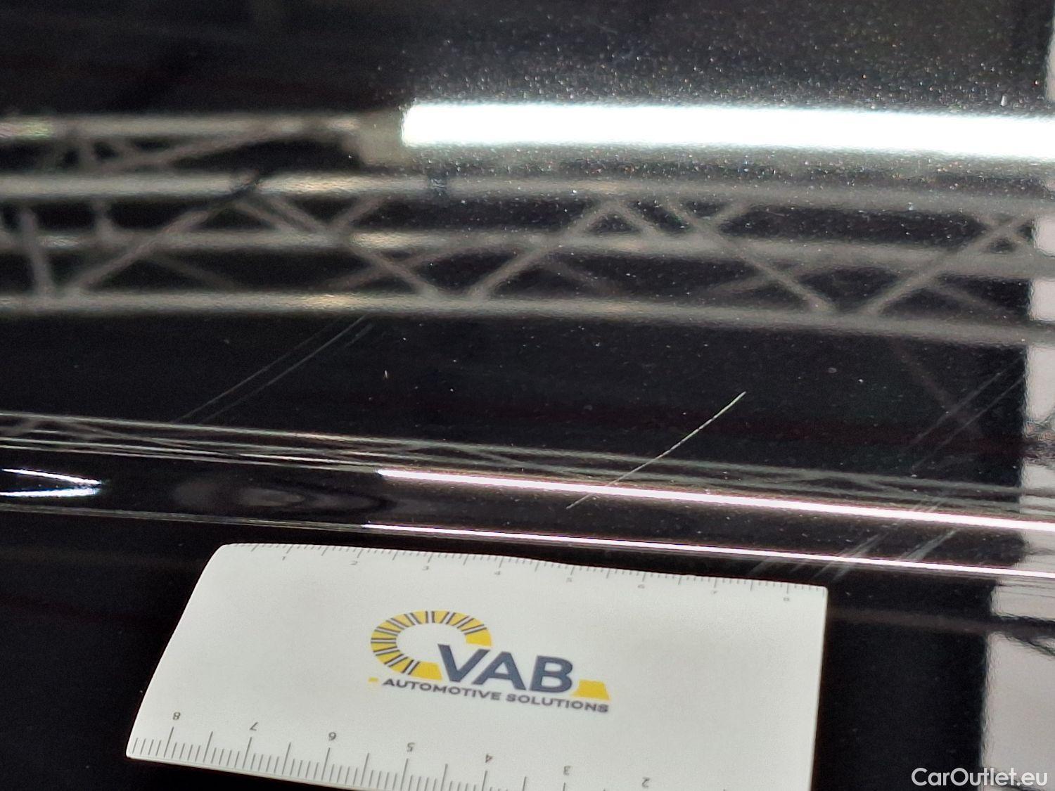  Mercedes  GLA Mercedes,  FL'17, Mercedes-Benz   200 d DCT 5d #49