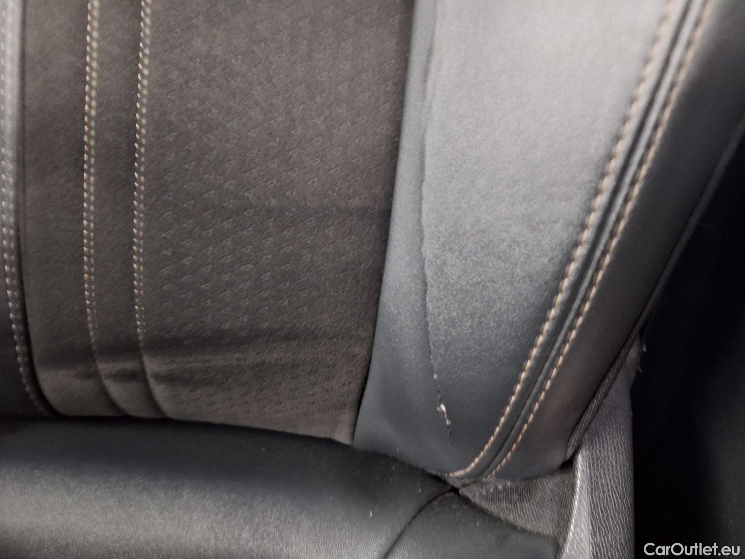  Peugeot  5008 Peugeot,  FL'20, Peugeot  1.5 BlueHDi 96kW S&S EAT8 GT 5d #57