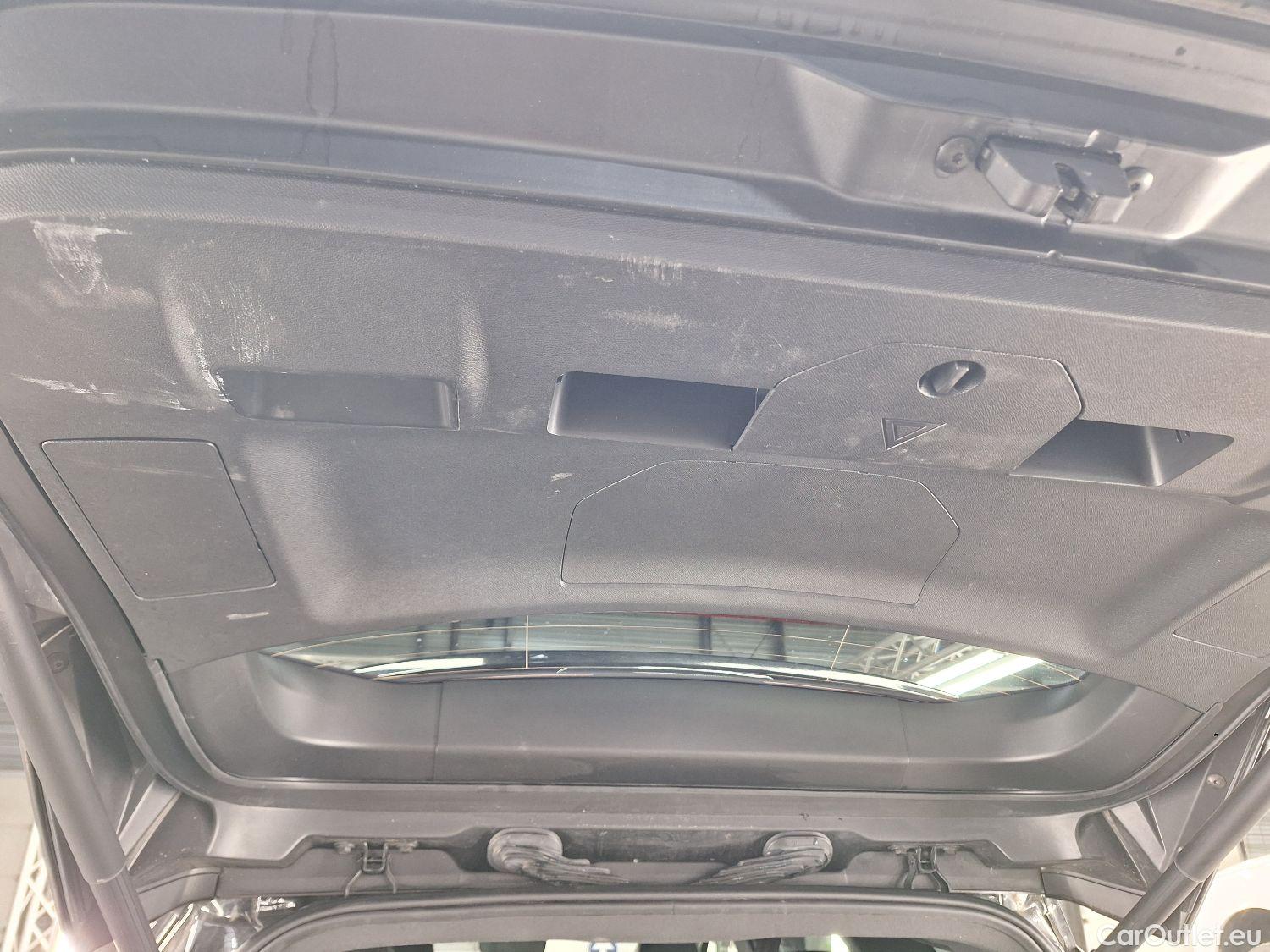  Peugeot  5008 Peugeot,  FL'20, Peugeot  1.5 BlueHDi 96kW S&S EAT8 GT 5d #52