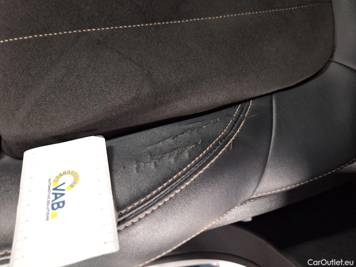  Peugeot  5008 Peugeot,  FL'20, Peugeot  1.5 BlueHDi 96kW S&S EAT8 GT Pack 5d #4