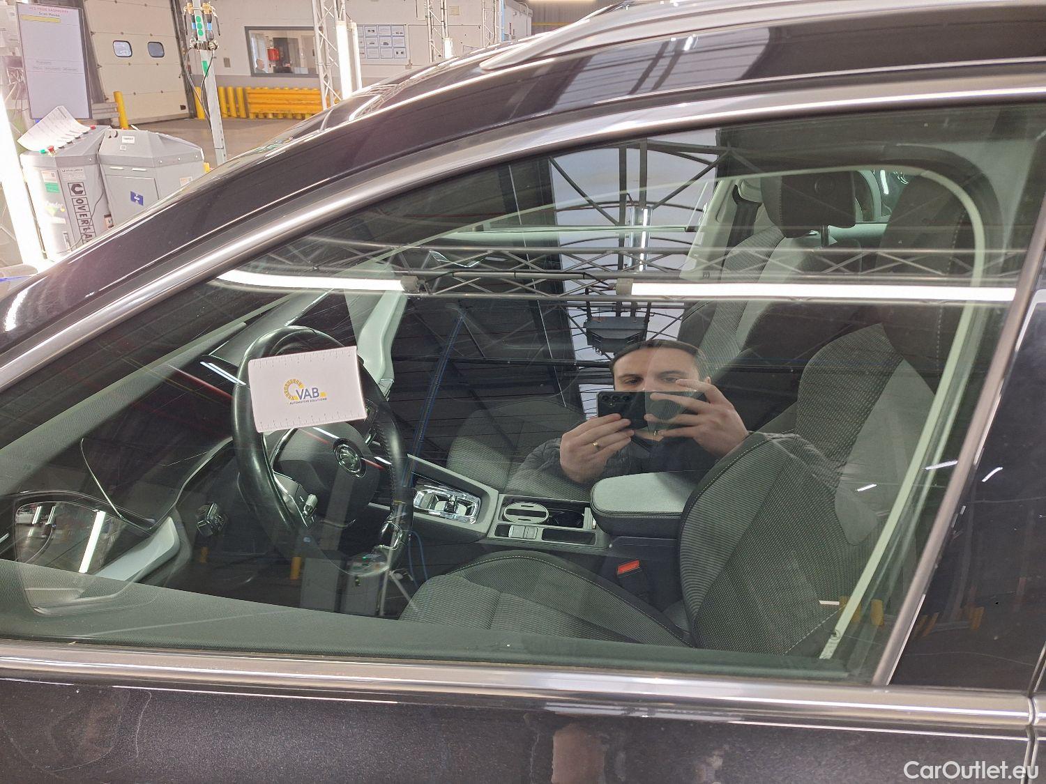  Skoda  Octavia Skoda,  Combi '20, Skoda  Combi 2.0 CRTDI 110kW DSG7 Ambition  #38