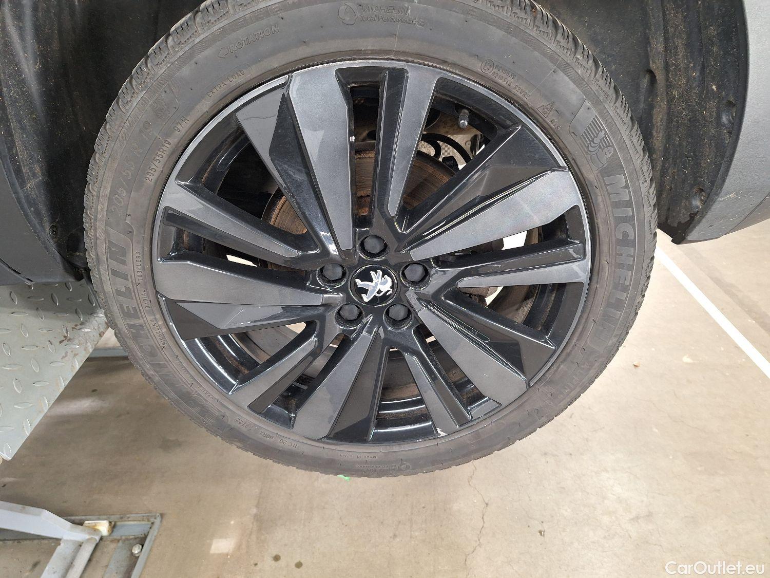  Peugeot  5008 Peugeot,  FL'20, Peugeot  1.5 BlueHDi 96kW S&S EAT8 GT Pack 5d #11