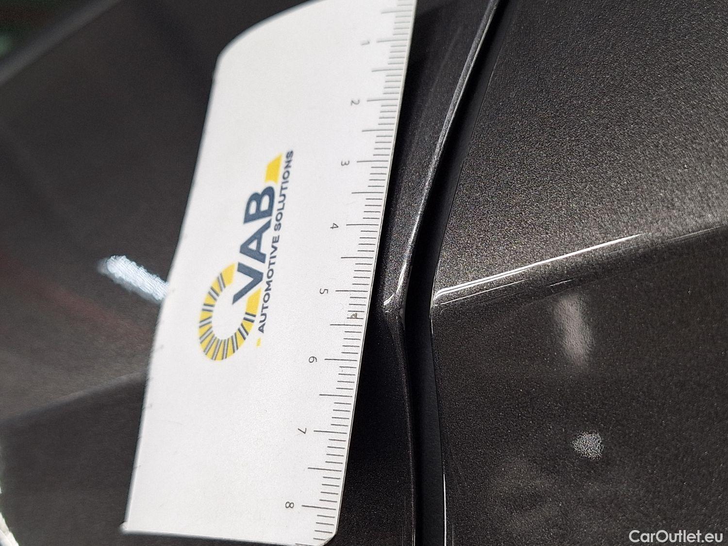  Opel   Grandland X Opel, '17, Opel 1.6 Turbo S/S AT8 Ultimate 5d #9