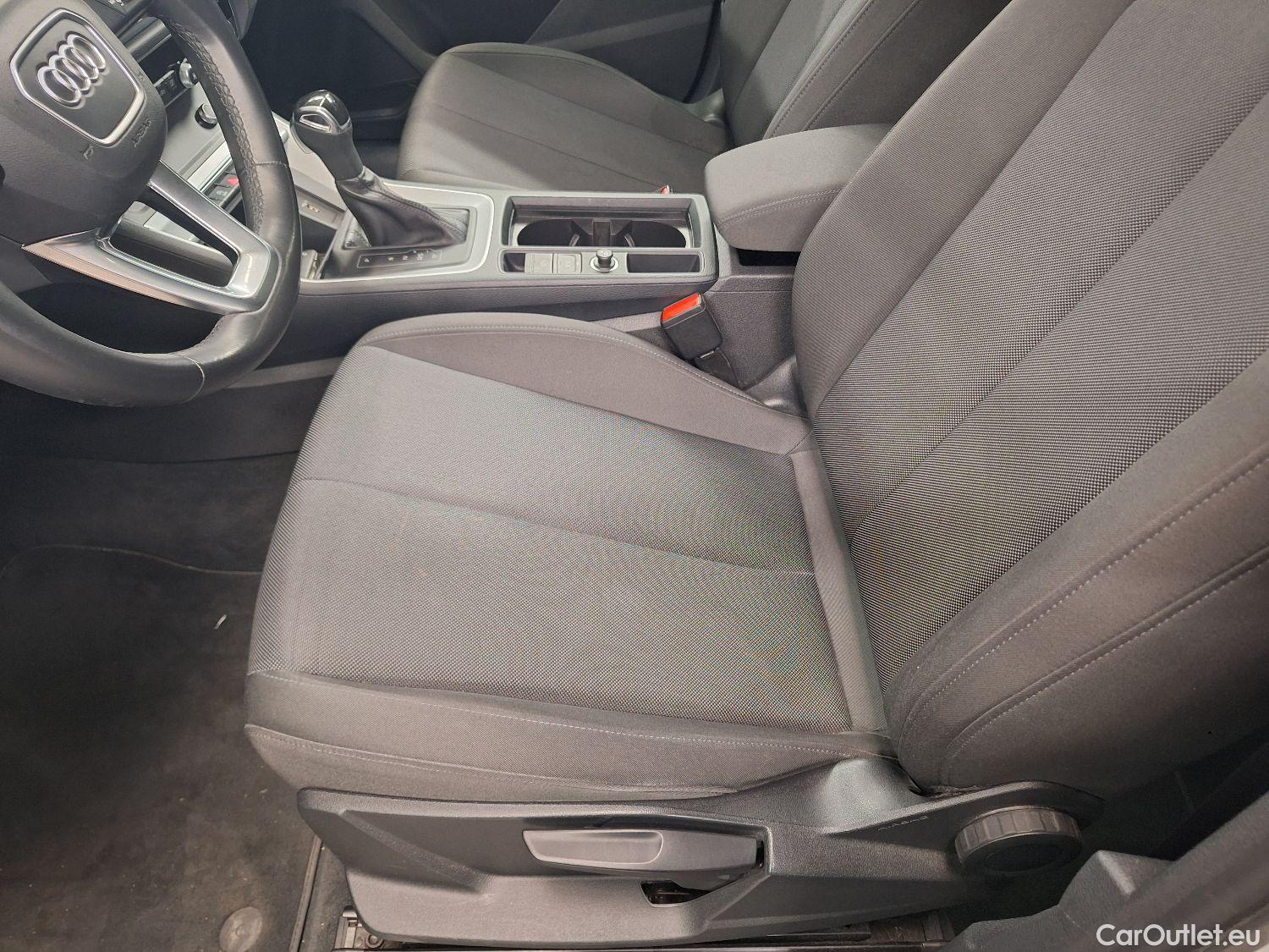  Audi  Q3 Audi,  SB '19, Audi  Sportback 35 TDI S tronic S Line Business  #19