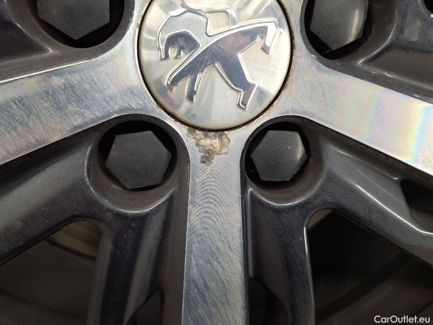  Peugeot  5008 Peugeot,  '16, Peugeot  1.5 BlueHDi 96kW S&S EAT8 Allure 5d #4