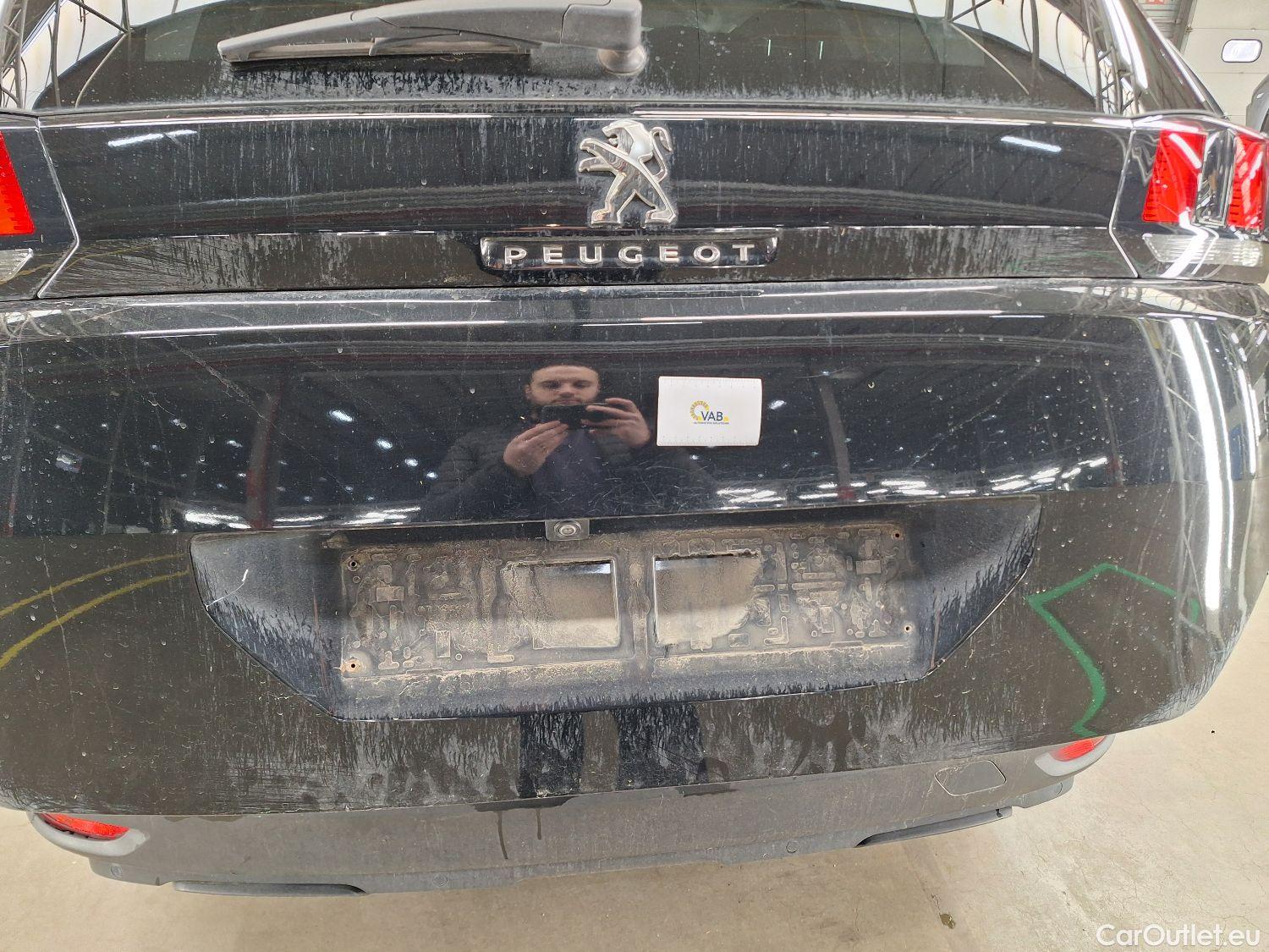  Peugeot  5008 Peugeot,  '16, Peugeot  1.5 BlueHDi 96kW S&S EAT8 Allure 5d #47