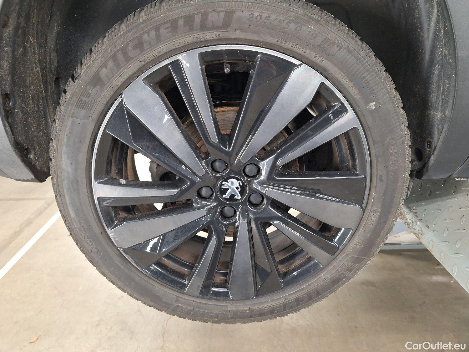  Peugeot  5008 Peugeot,  FL'20, Peugeot  1.5 BlueHDi 96kW S&S EAT8 GT Pack 5d #9