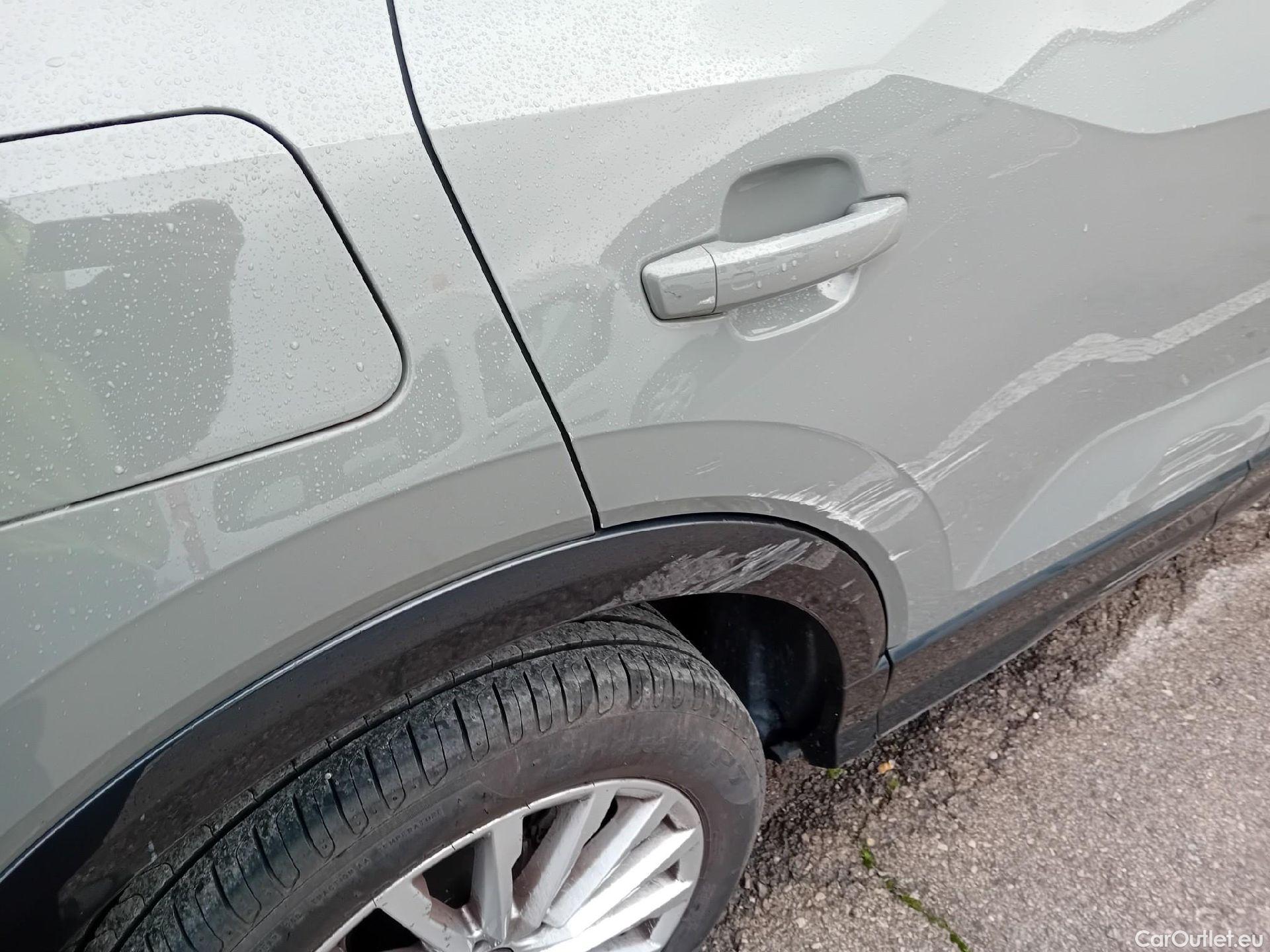  Audi  Q2 AUDI  / 2016 / 5P / todoterreno Design 30 TFSI 85kW (116CV) #38