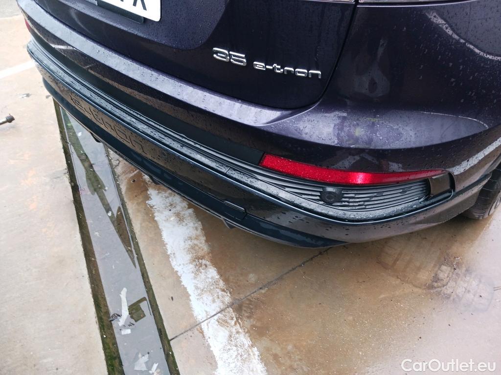  Audi  Q4 E-Tron AUDI Q4 Sportback e-tron / 2021 / 5P / todoterreno Black line edition 35 e-tron 125kW 55kWh #10