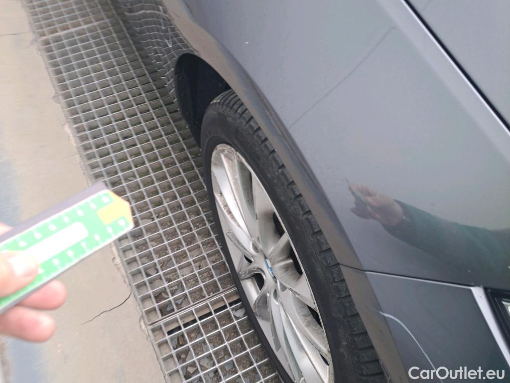  Bmw  Serie 1 BMW  / 2019 / 5P / berlina con portón 118i #14