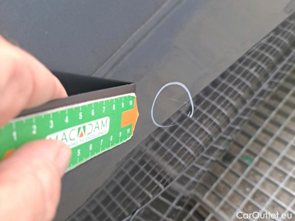  Bmw  Serie 1 BMW  / 2019 / 5P / berlina con portón 118i #34