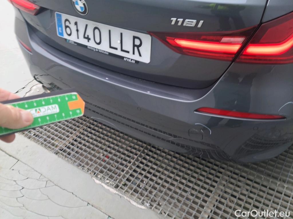  Bmw  Serie 1 BMW  / 2019 / 5P / berlina con portón 118i #20