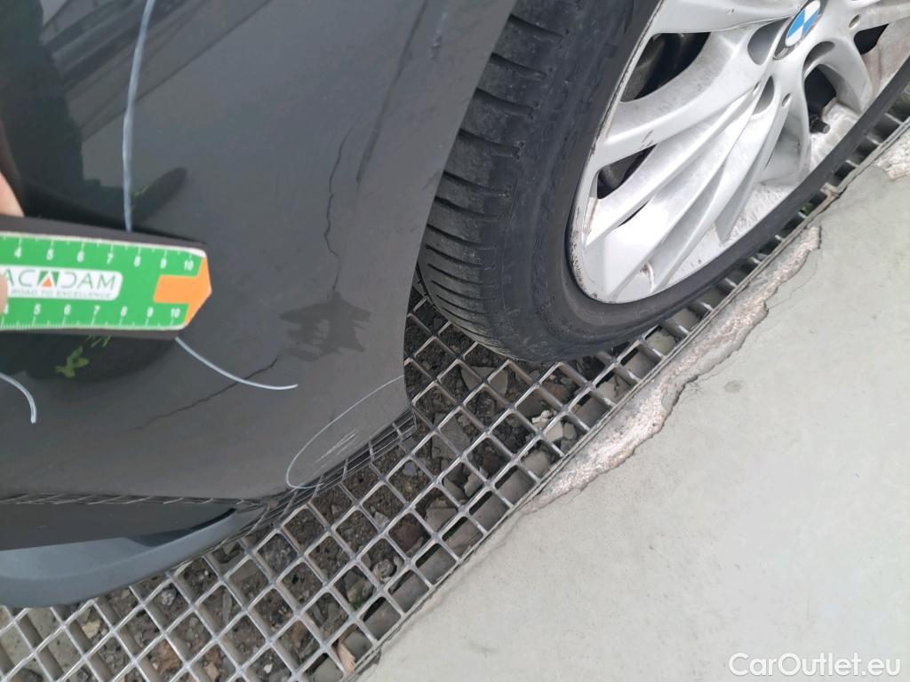  Bmw  Serie 1 BMW  / 2019 / 5P / berlina con portón 118i #28