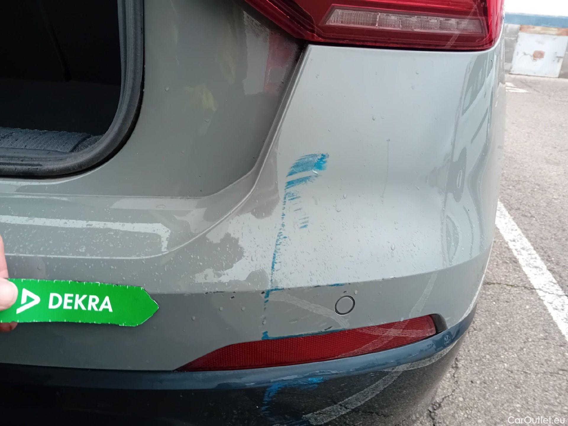  Audi  Q2 AUDI  / 2016 / 5P / todoterreno Design 30 TFSI 85kW (116CV) #26