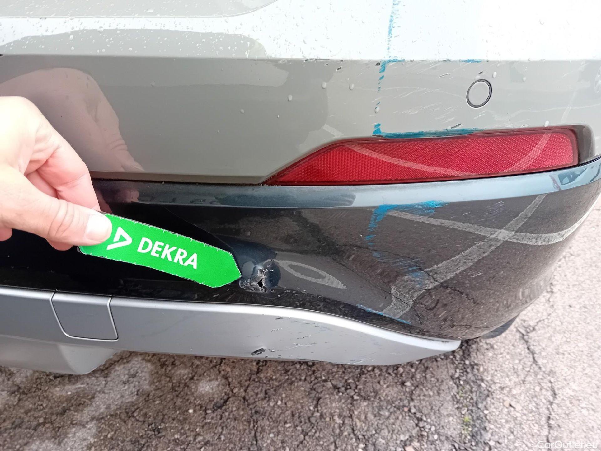  Audi  Q2 AUDI  / 2016 / 5P / todoterreno Design 30 TFSI 85kW (116CV) #33