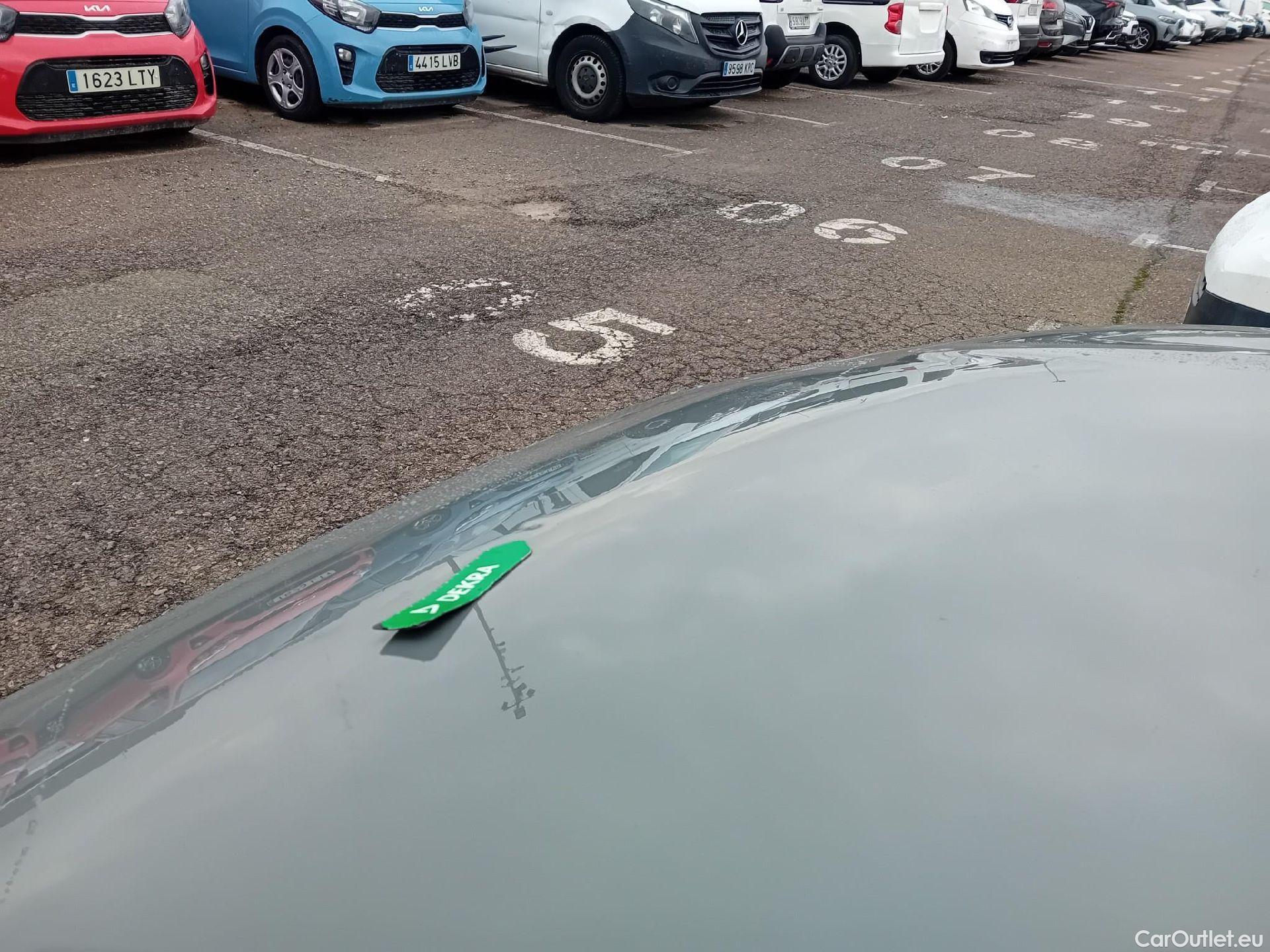  Audi  Q2 AUDI  / 2016 / 5P / todoterreno Design 30 TFSI 85kW (116CV) #58