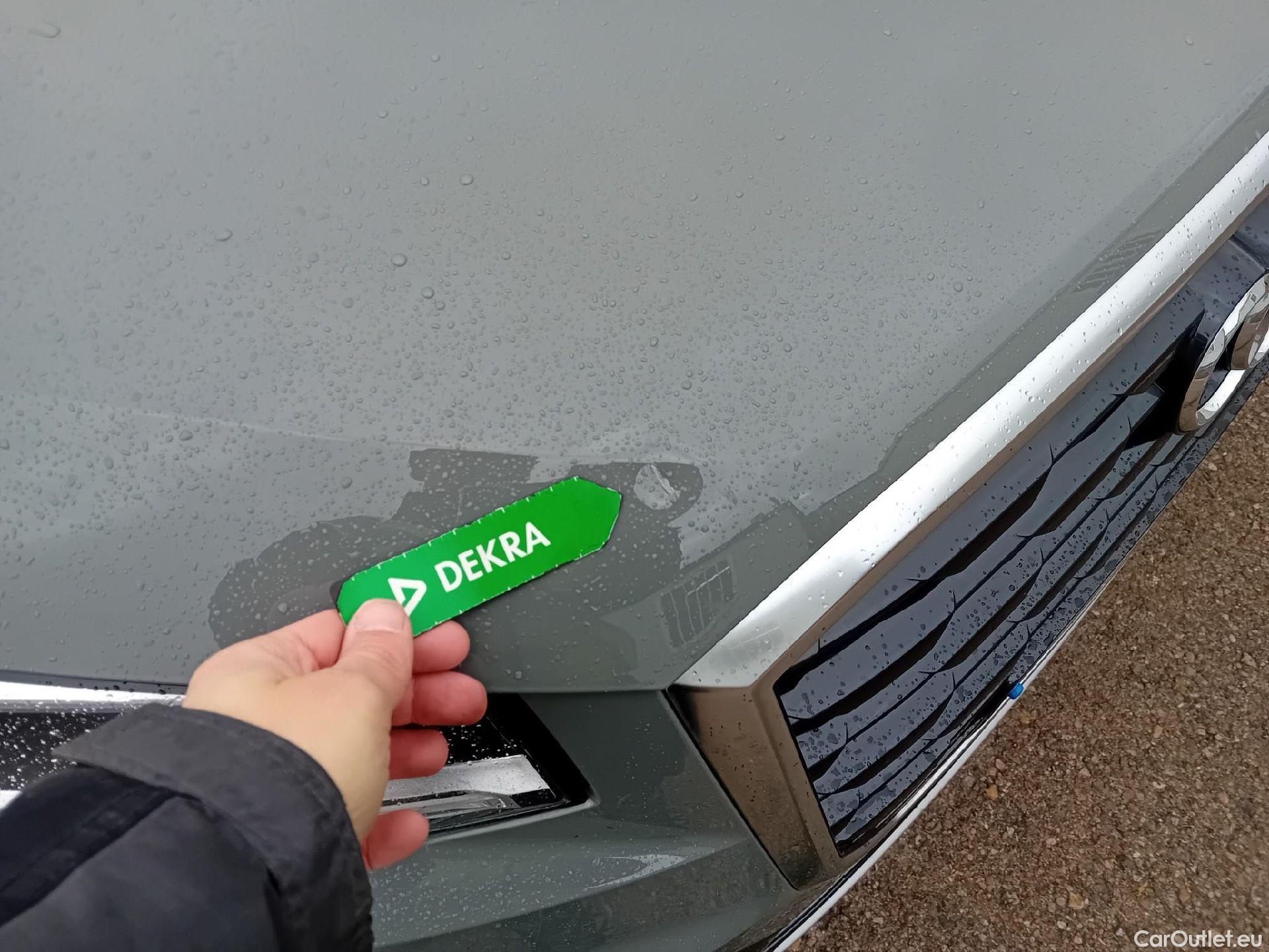  Audi  Q2 AUDI  / 2016 / 5P / todoterreno Design 30 TFSI 85kW (116CV) #2