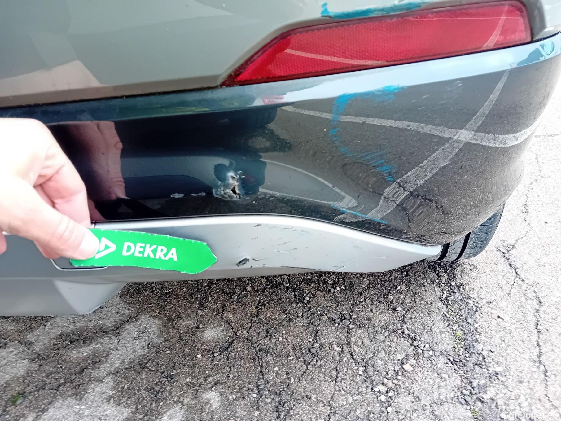  Audi  Q2 AUDI  / 2016 / 5P / todoterreno Design 30 TFSI 85kW (116CV) #32