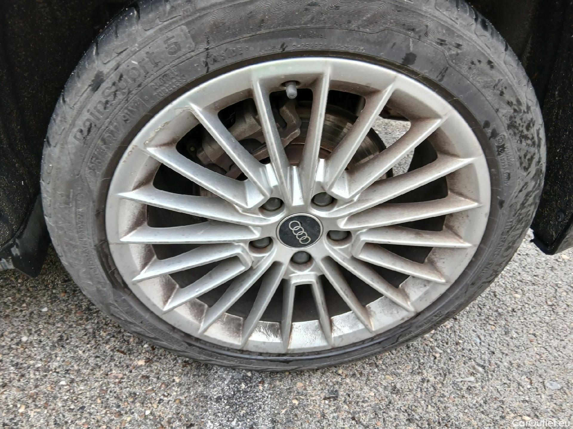  Audi  A3 AUDI  / 2020 / 5P / berlina con portón Sportback Advanced 30 TFSI 81kW Stron MildHybrid #31